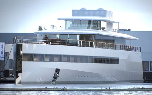 Yacht "Venus" Steve Jobs