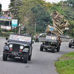 Iring-iringan rombongan menuju Gunung Merapi