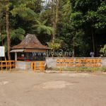 Pintu Masuk Wisata Curug Cilember