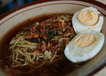 Seporsi Mie Koba khas Bangka di Warung Mie Koba Pak Iskandar