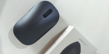Tampak Atas Bentuk Mouse Wireless Xiaomi WSB01TM